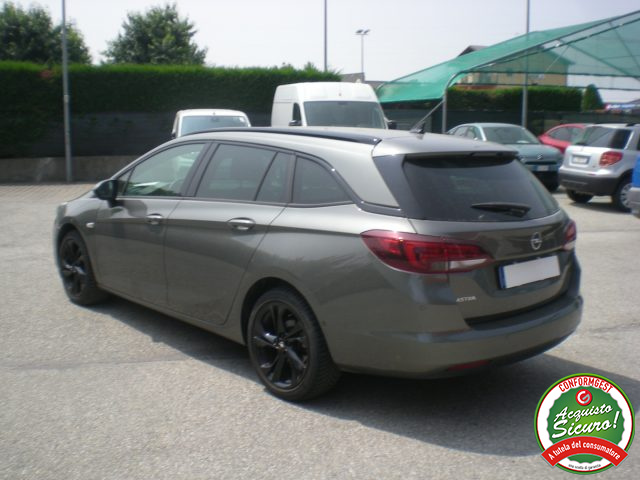 OPEL Astra usata, con Cerchi in lega