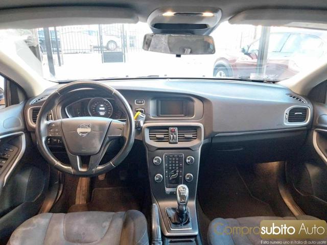 VOLVO V40 usata, con ESP