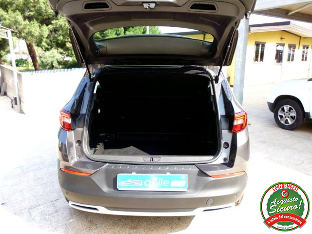 OPEL Grandland X usata, con Specchietti laterali elettrici