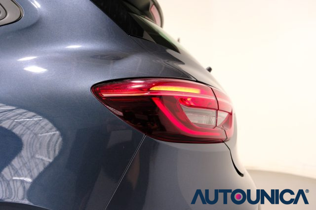 RENAULT Clio usata, con Touch screen