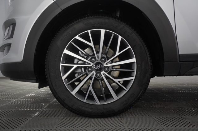 HYUNDAI Tucson usata 13