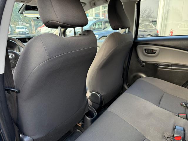 TOYOTA Yaris usata, con Sedile posteriore sdoppiato