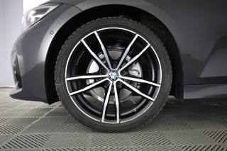 BMW 320 usata 8