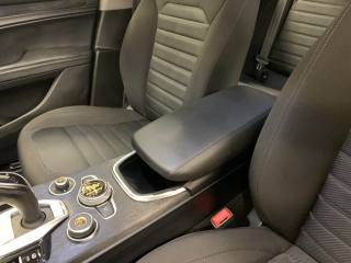 ALFA ROMEO Stelvio usata, con Bluetooth