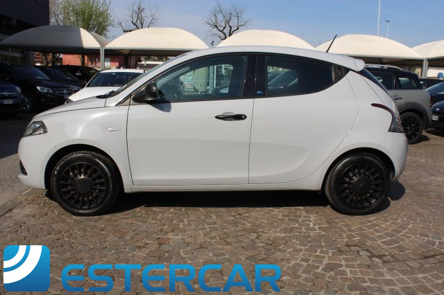 LANCIA Ypsilon usata, con Servosterzo