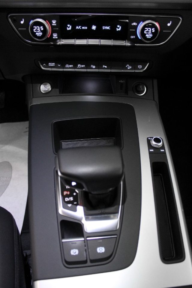 AUDI Q5 usata, con Autoradio