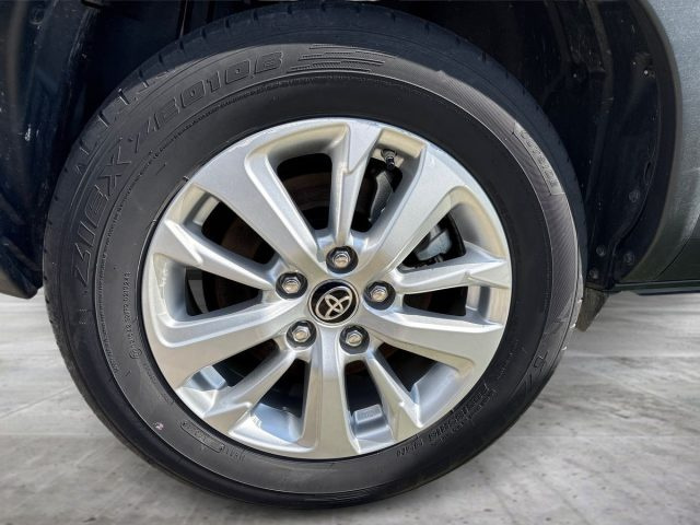 TOYOTA Yaris Cross usata, con Autoradio digitale