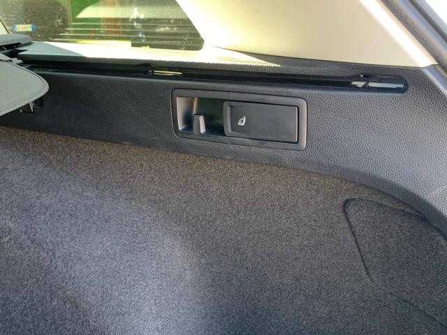 VOLKSWAGEN Golf Variant usata, con Sedile posteriore sdoppiato