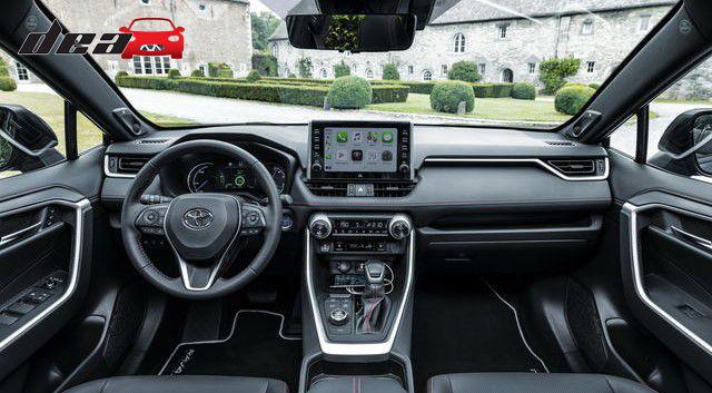 TOYOTA RAV 4 MY23 usata, con Airbag laterali