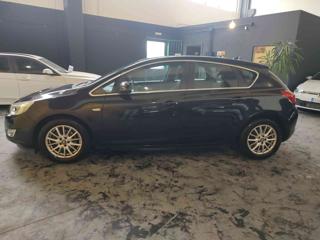OPEL Astra usata, con Airbag