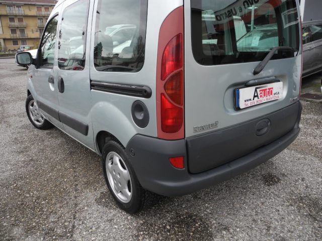 RENAULT Kangoo usata 46
