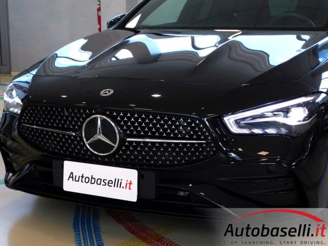 MERCEDES-BENZ CLA 180 usata, con Bracciolo