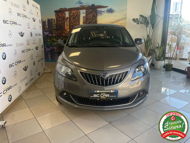 LANCIA Ypsilon usata, con Airbag