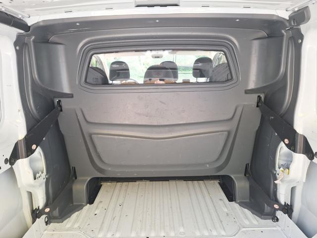 OPEL Vivaro usata, con Servosterzo