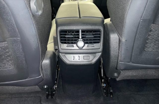 PEUGEOT 5008 usata, con Specchietti laterali elettrici