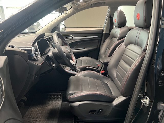 MG ZS usata, con Autoradio
