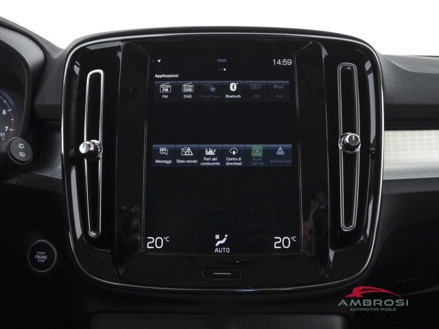 VOLVO XC40 usata 14