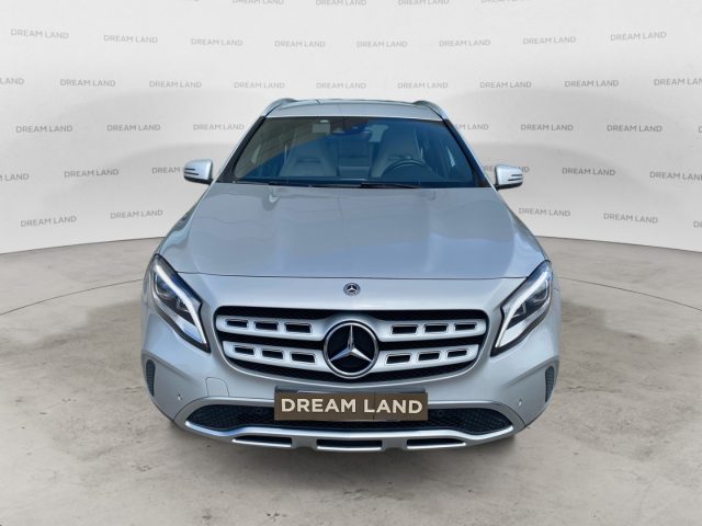 MERCEDES-BENZ GLA 220 usata, con Airbag