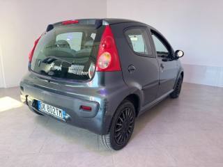 PEUGEOT 107 usata 9
