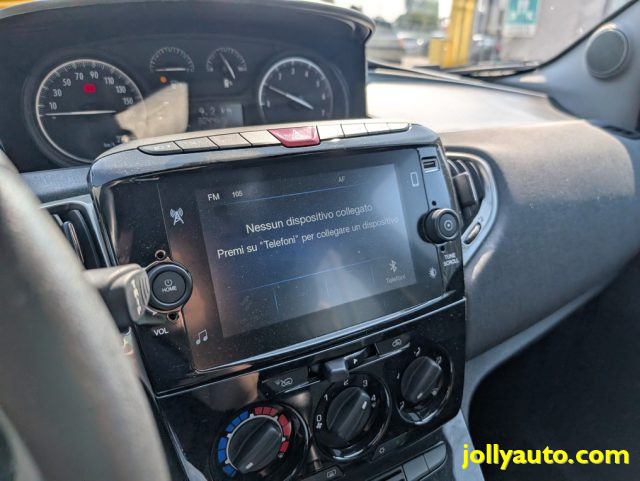 LANCIA Ypsilon usata, con Volante multifunzione
