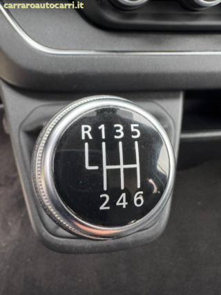 NISSAN Primastar usata, con Touch screen