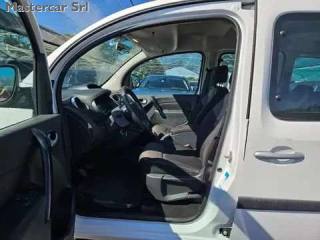 RENAULT Kangoo usata, con Chiusura centralizzata telecomandata
