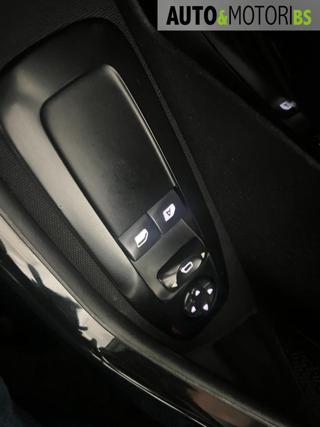 PEUGEOT 208 usata, con Specchietti laterali elettrici