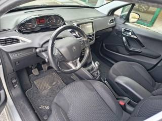 PEUGEOT 208 usata, con ESP