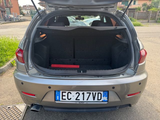 ALFA ROMEO 147 usata 12