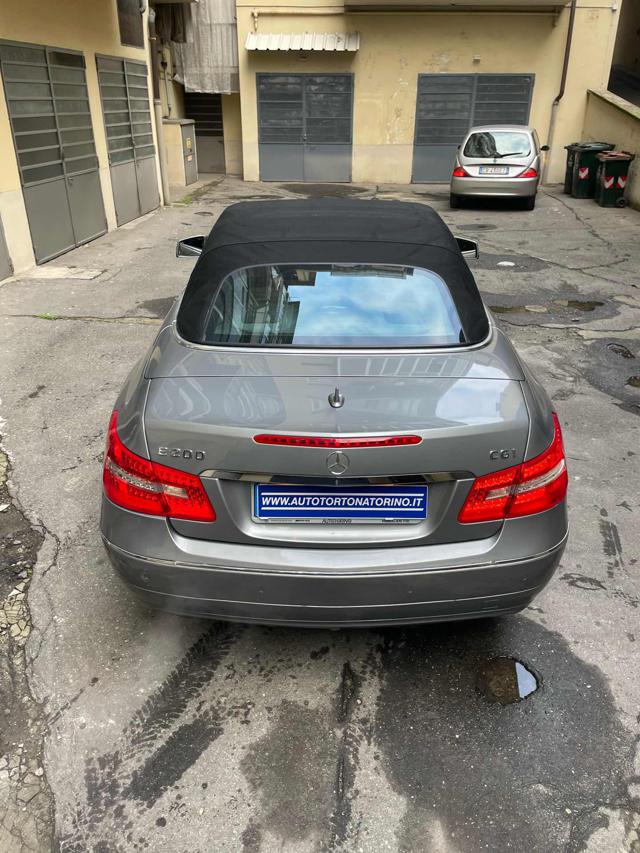 MERCEDES-BENZ E 200 usata, con Chiusura centralizzata