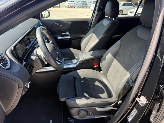 MERCEDES-BENZ GLA 200 usata, con Climatizzatore