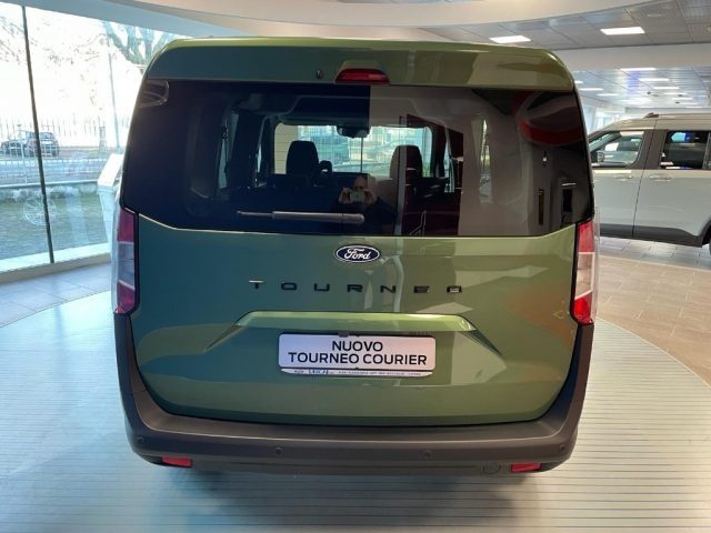 FORD Tourneo Courier usata, con Autoradio