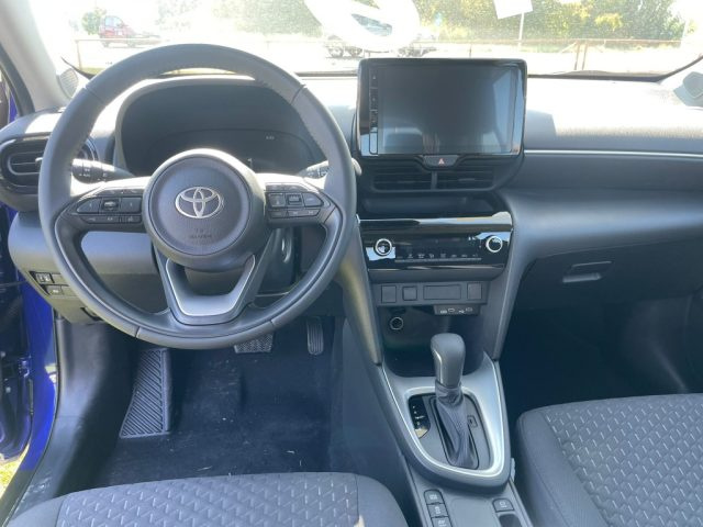 TOYOTA Yaris Cross usata, con Autoradio digitale