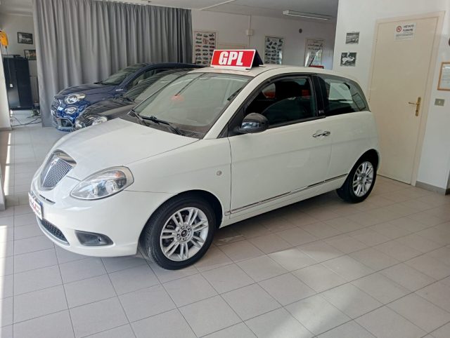 LANCIA Ypsilon usata, con ABS