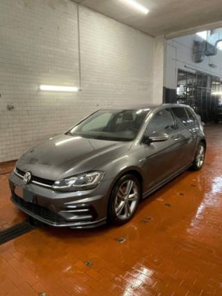 VOLKSWAGEN Golf usata, con ESP