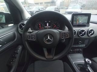 MERCEDES-BENZ B 180 usata, con Cruise Control