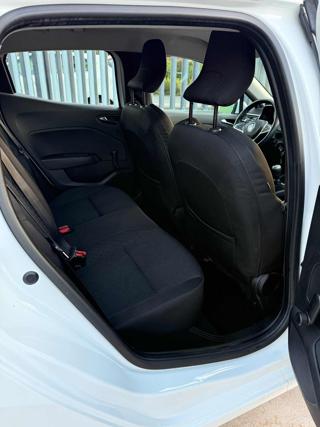 RENAULT Clio usata, con Specchietti laterali elettrici