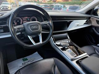 AUDI Q8 usata, con Airbag testa