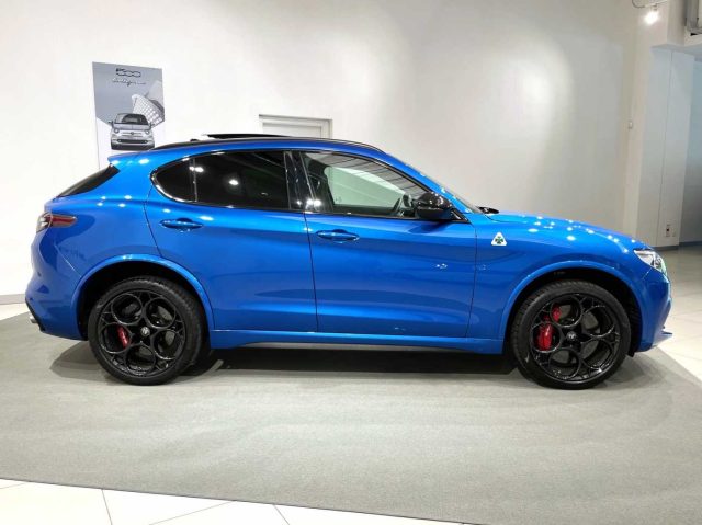 ALFA ROMEO Stelvio usata, con Cerchi in lega
