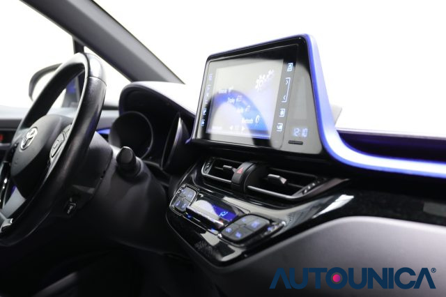 TOYOTA C-HR usata, con Fari full-led