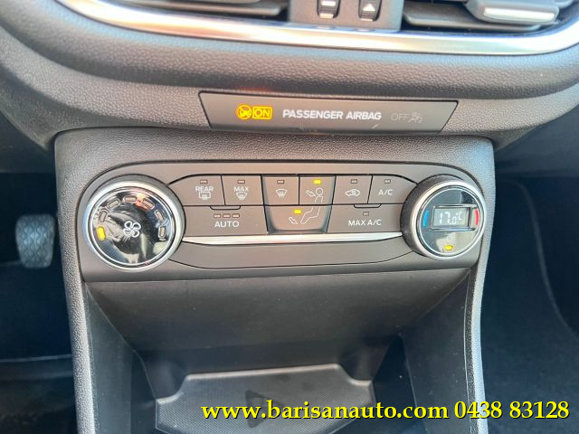 FORD Fiesta usata, con Controllo automatico clima