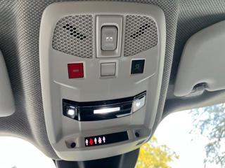 JEEP Avenger usata, con Autoradio