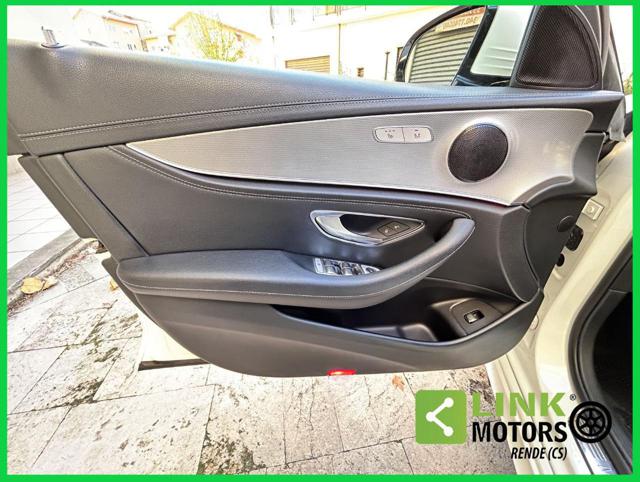 MERCEDES-BENZ E 220 usata, con Bracciolo
