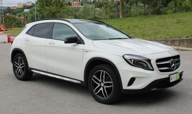 MERCEDES-BENZ GLA 200 usata, con Boardcomputer
