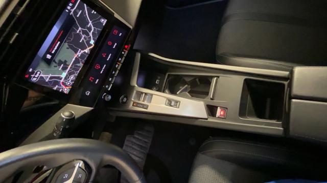 PEUGEOT 308 usata, con Sistema di navigazione
