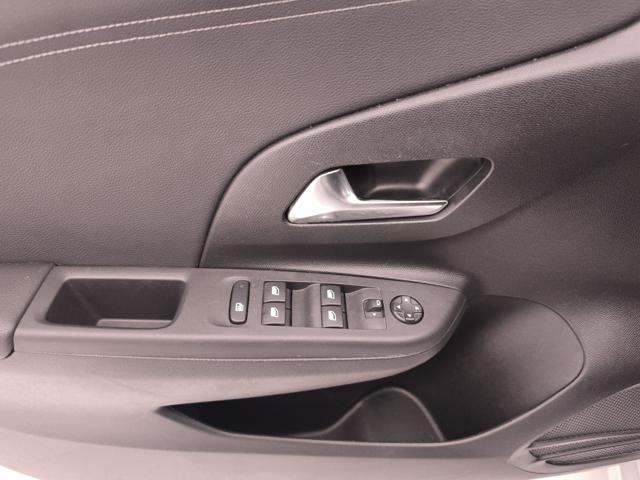 OPEL Corsa usata, con Luci diurne LED