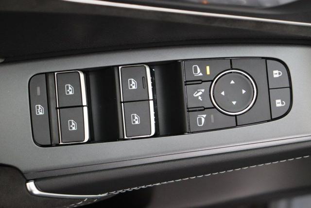 NISSAN Qashqai usata, con Boardcomputer