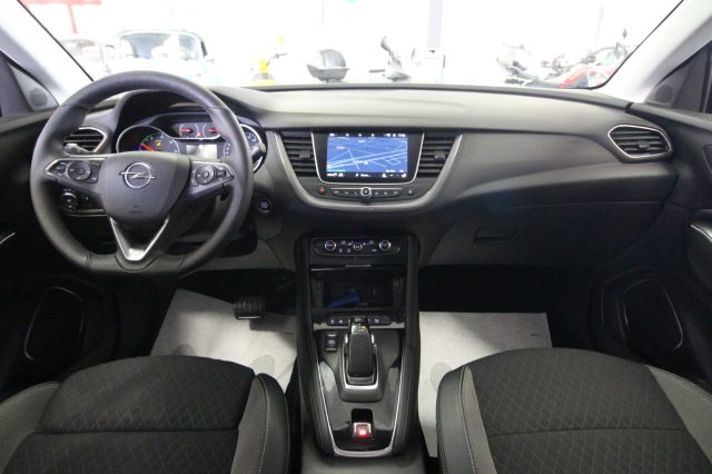 OPEL Grandland X usata, con Controllo automatico clima