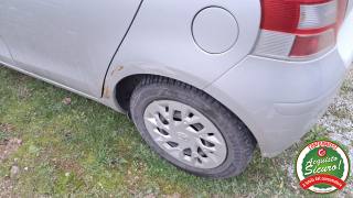 TOYOTA Yaris usata, con Chiusura centralizzata