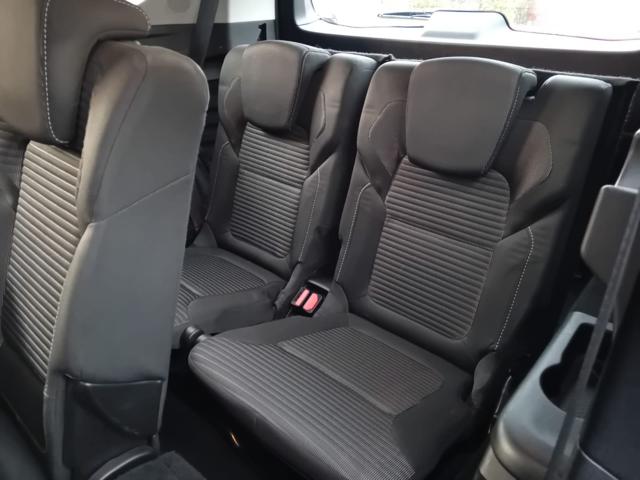 RENAULT Grand Scenic usata, con Volante in pelle